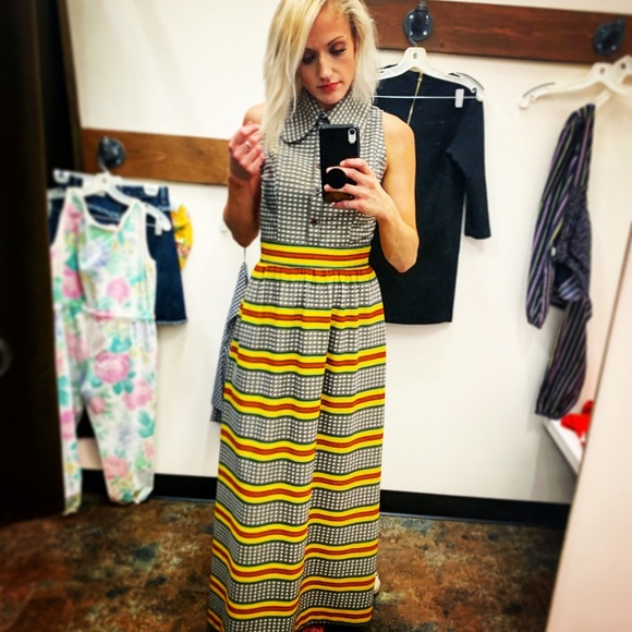 Meet your Posher, Lyndsie - Picture 3 of 4